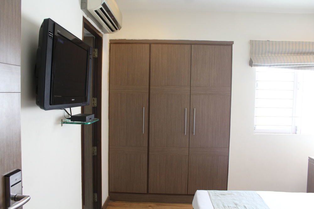 The Lotus Apartment Hotel, Venkatraman Street Chennai Exterior foto