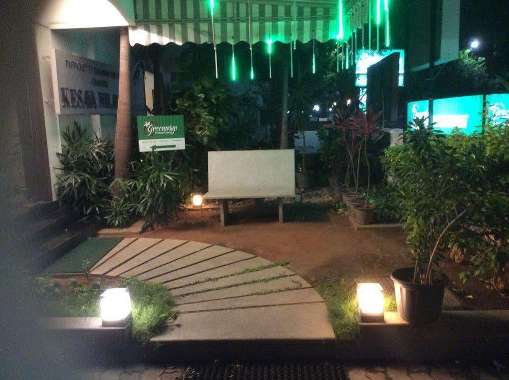 The Lotus Apartment Hotel, Venkatraman Street Chennai Exterior foto